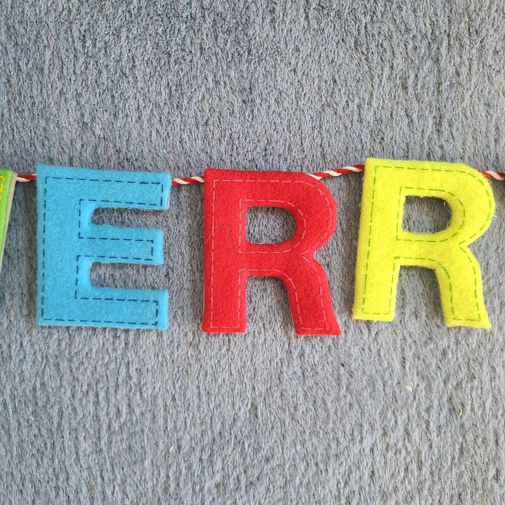 Colorful Felt Merry Christmas Banner Garland On Cord Holiday Decoration - Picture 3 of 9